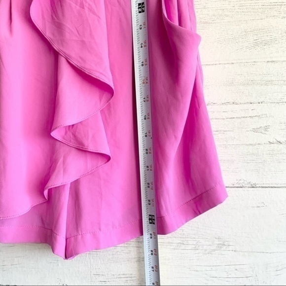 Express Sweetheart Neckline Ruffle Romper - Picture 12 of 12